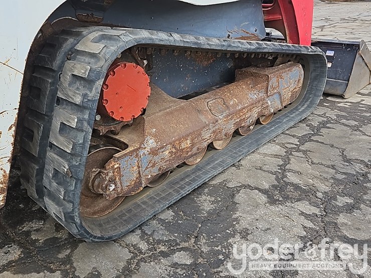 2017-takeuchi-tl12r2-image-15