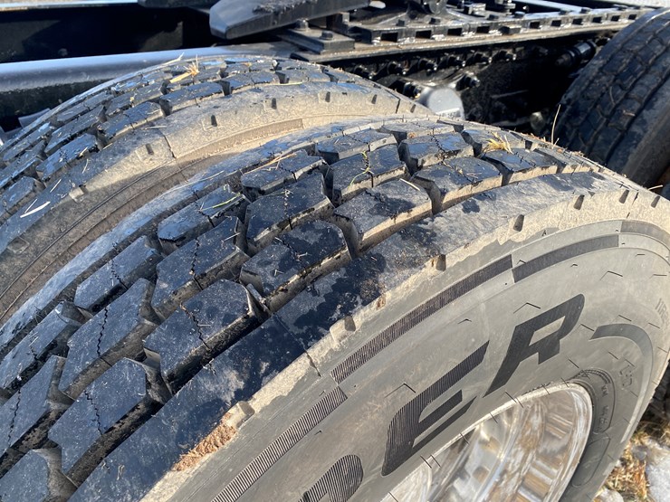 2003-freightliner-argosy-image-33