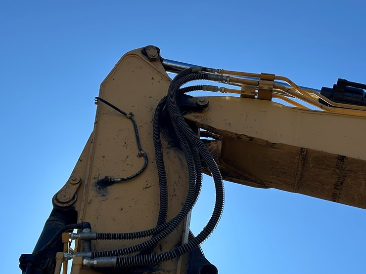 caterpillar-c4.4-image-27