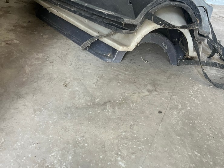 (4)-grain-hoppers,-all-are-good-shape,-winner-takes-all-4-image-11