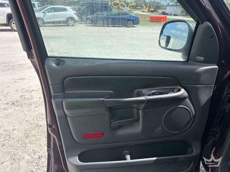 2004-dodge-ram-1500-image-14