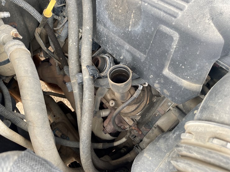 2008-gmc-3500-image-66