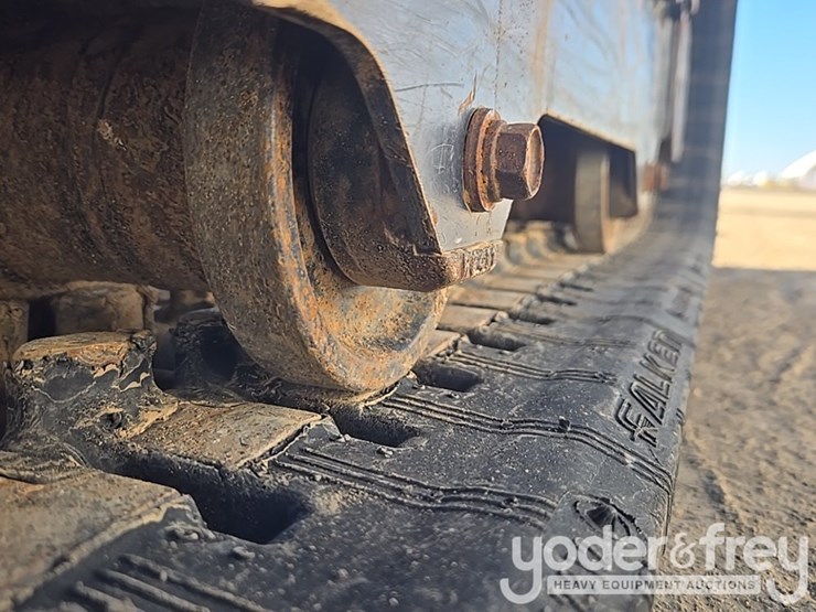 2022-kubota-u25-image-40