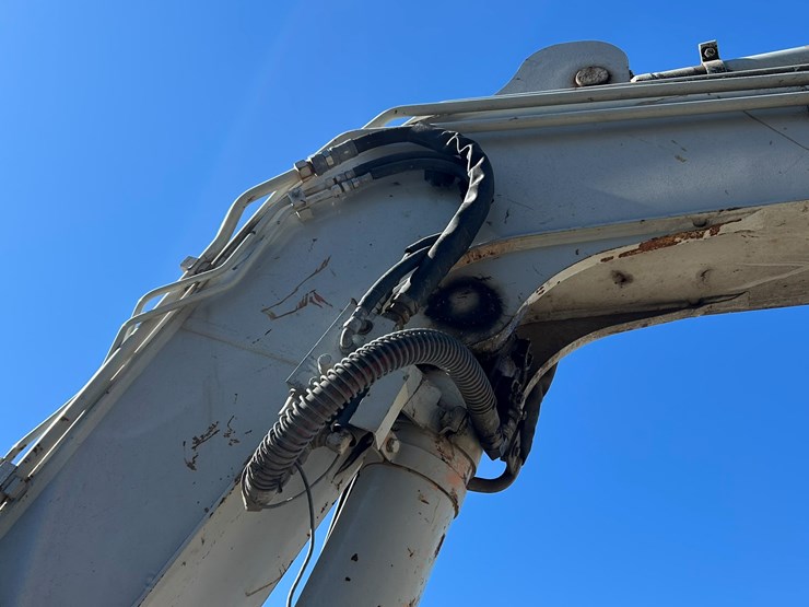 takeuchi-tb180fr-image-31