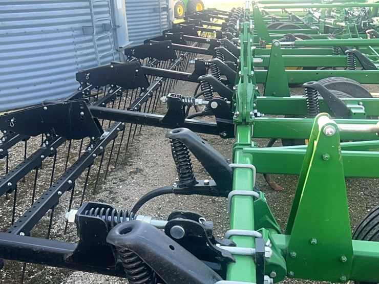 2022-john-deere-52-image-139