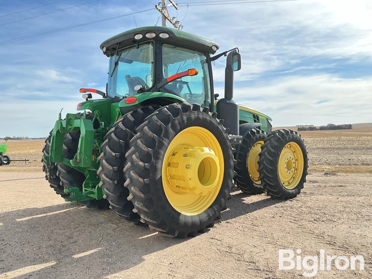 2011-john-deere-8335r-mfwd-tractor-image-5