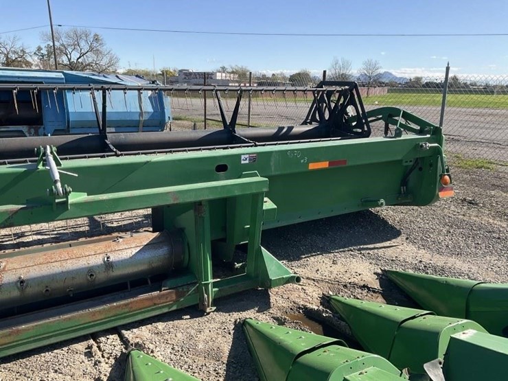 john-deere-925d-image-12