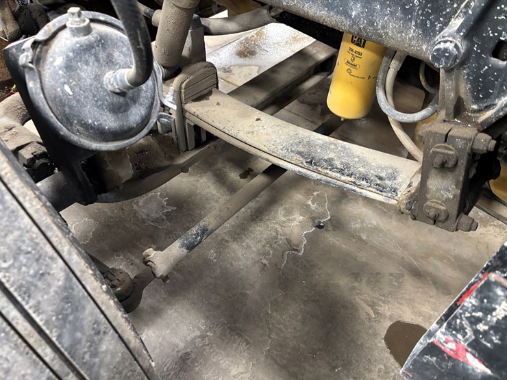 1987-peterbilt-379-image-73