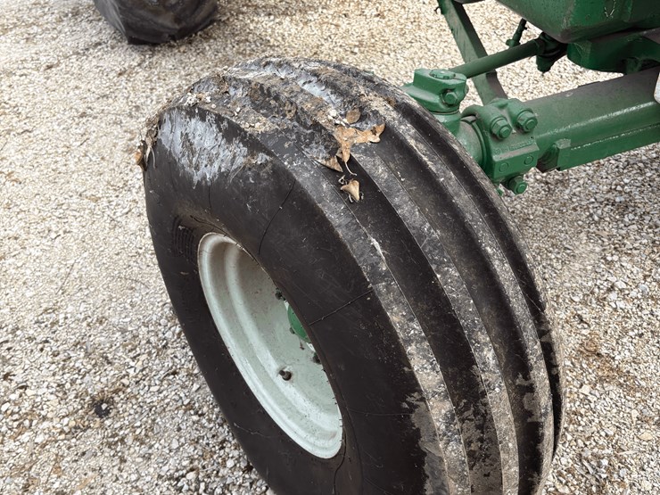 1974-oliver-2255-image-5