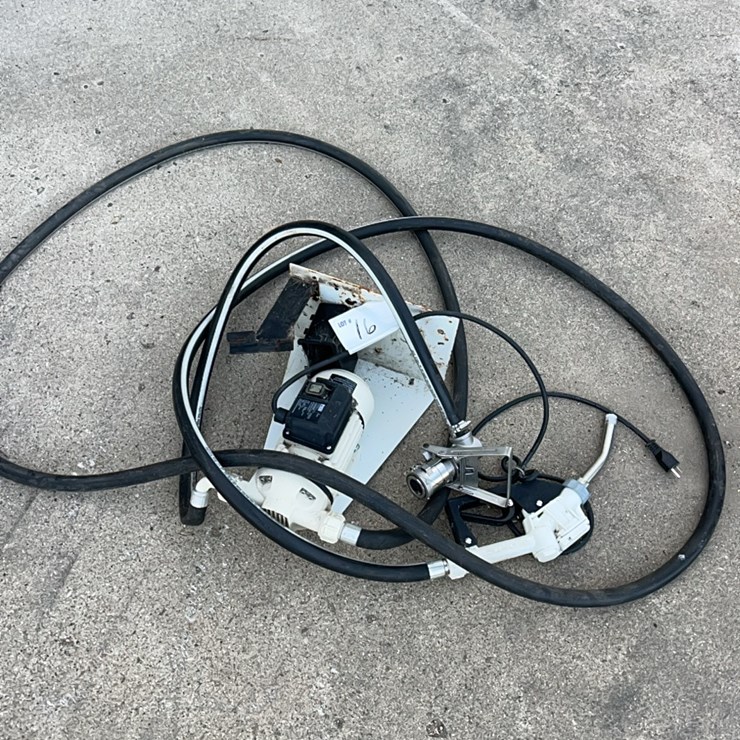 Def pump, hose, knozzle. Like new