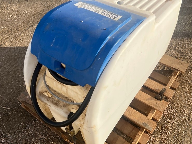 lot-9.-def-tank,-like-new-image-2