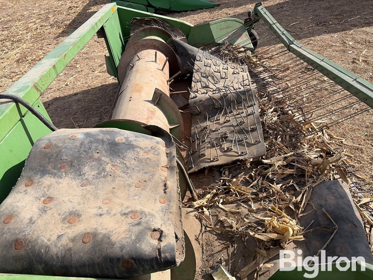 john-deere-212-image-12