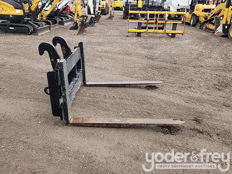 caterpillar-420f-image-6