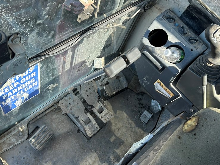 takeuchi-tb180fr-image-70