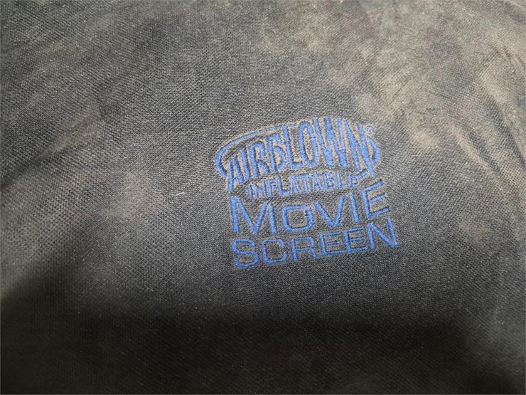 airblown-inflatable-movie-screen-image-3