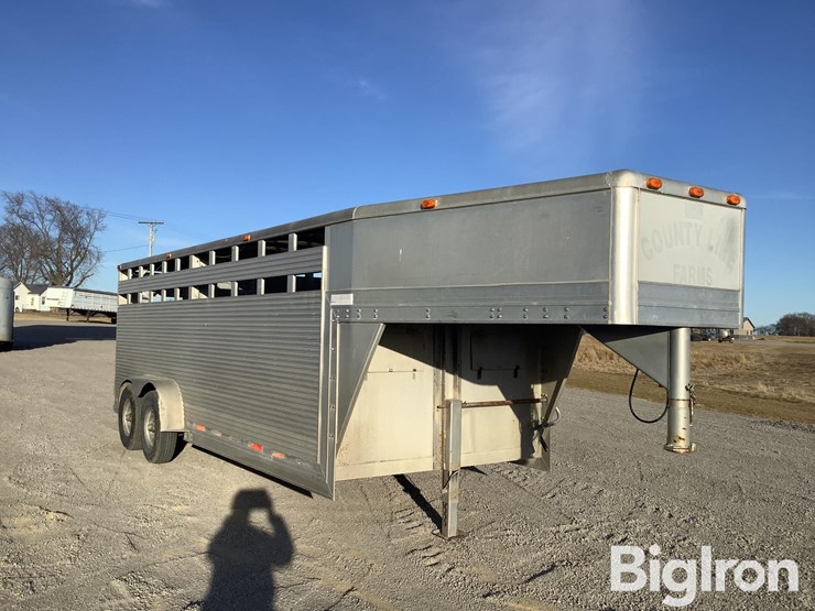 1998-chaparral-trailer-image-3