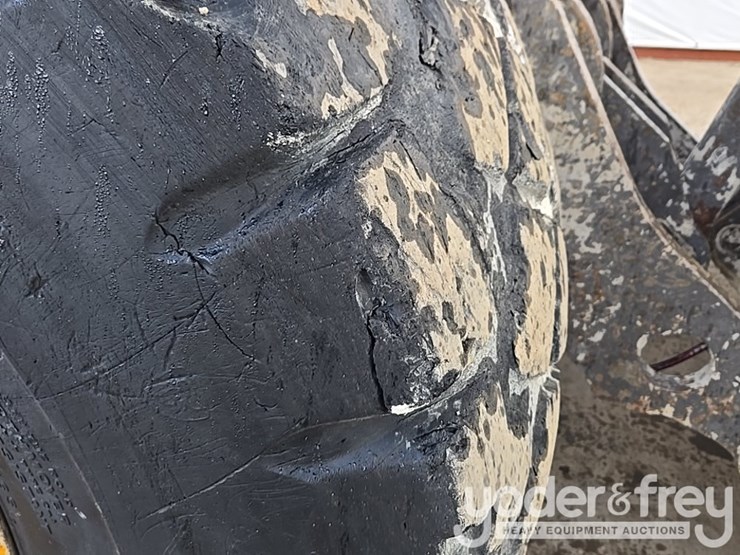 2014-volvo-l150h-image-14