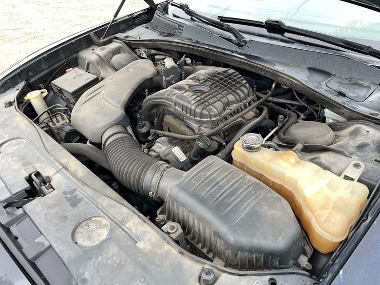 2012-dodge-charger-4-door-sedan-(217,933-miles)-image-7