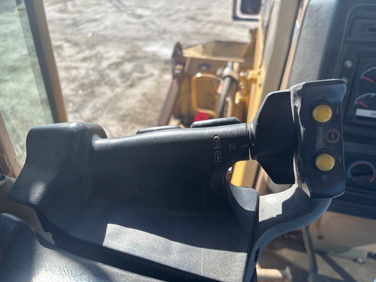 caterpillar-d6m-image-43