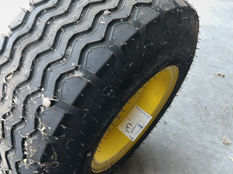 brand-new-john-deere-air-seeder-tire-and-rim,-size-is-140/55/r18-￼-image-22