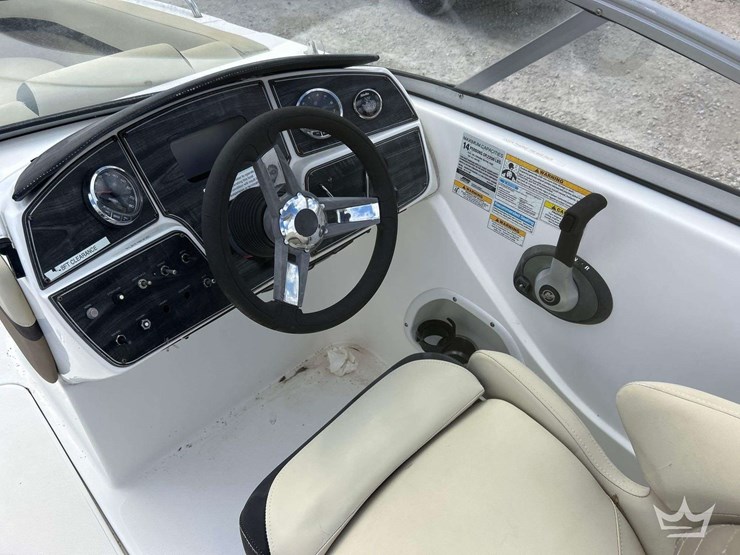 2020-godfrey-marine-hurricane-boat-w-t/a-boat-trailer-.-image-11