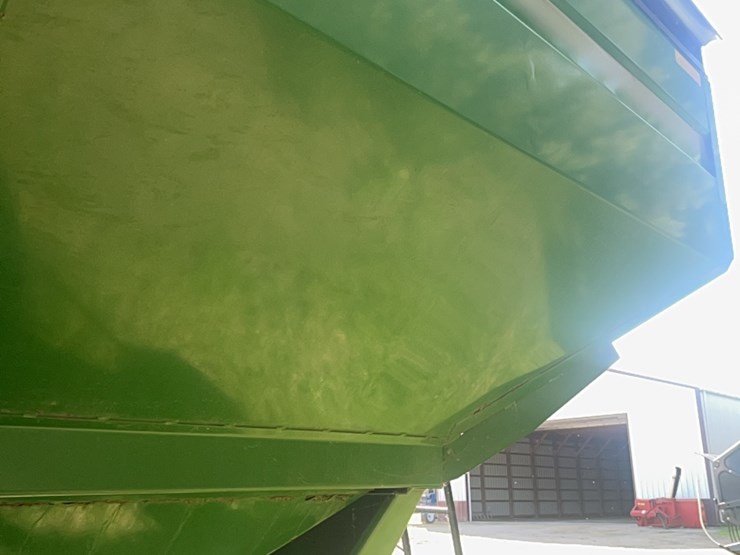 2006-unverferth-8250-image-33