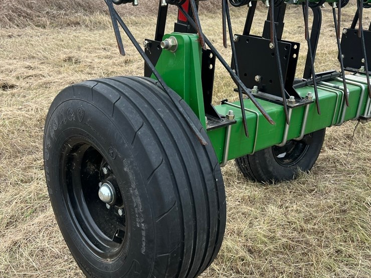 lot-32.-72’-summers-model-sh-3960-heavy-harrow,-approximately-5-years-old-,-hyd-down-pressure,-absolutely-excellent-cond.-image-36