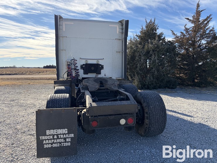 2016-peterbilt-579-image-6