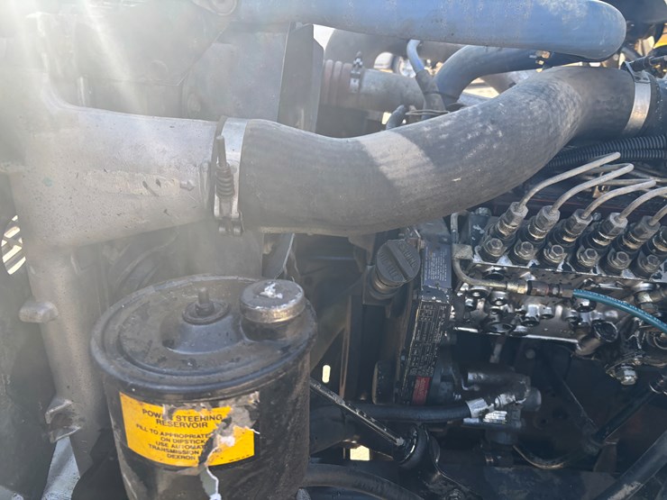 freightliner-fl70-image-21