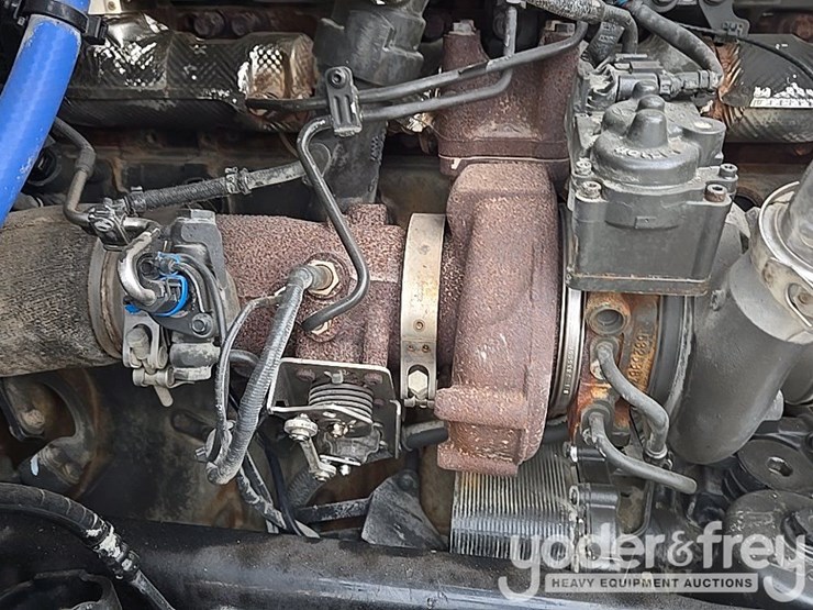 2019-peterbilt-579-image-50