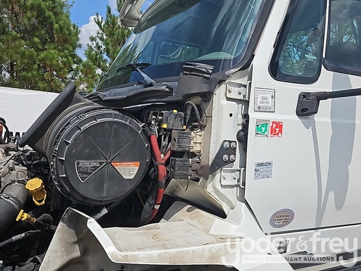 2017-international-8600-image-17