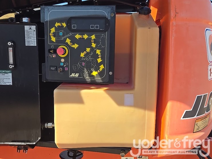 2017-jlg-600aj-image-54