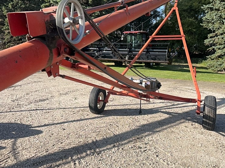 53’-x-8”-sakundiak-auger-with-10-hp-baldor-single-phase-220-electric-motor,-equipped-with-12-v-power-lift-image-10