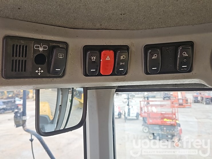 2021-caterpillar-930m-image-43