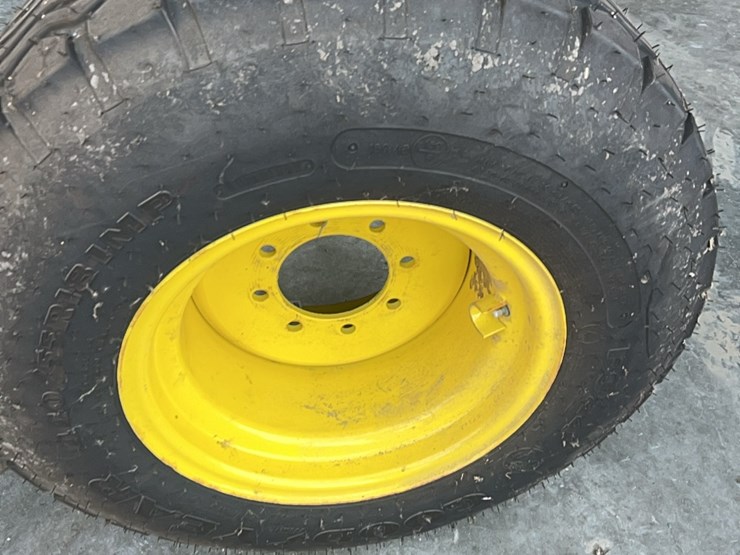 brand-new-john-deere-air-seeder-tire-and-rim,-size-is-140/55/r18-￼-image-7