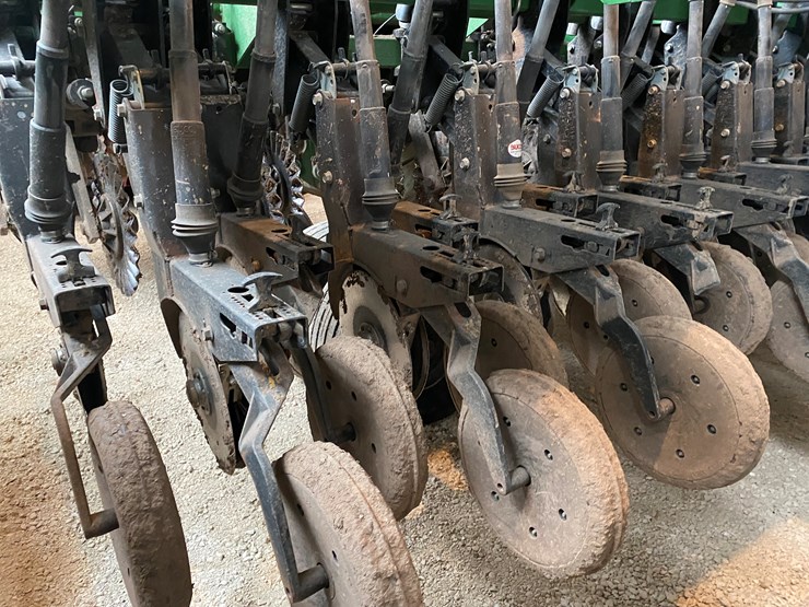 1997-great-plains-3010-image-18