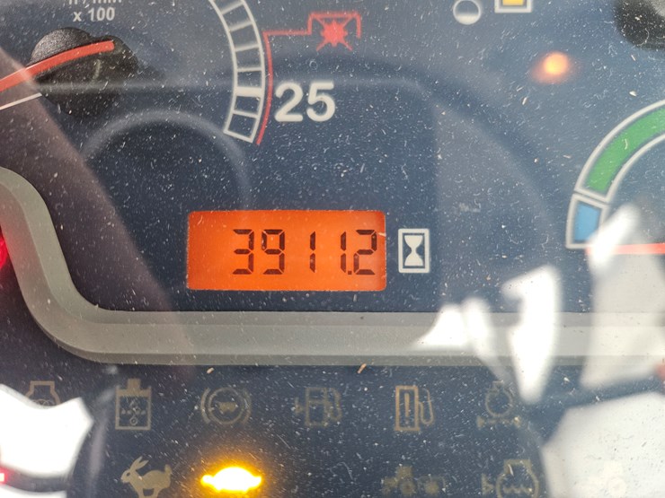 new-holland-ts6.120-image-14