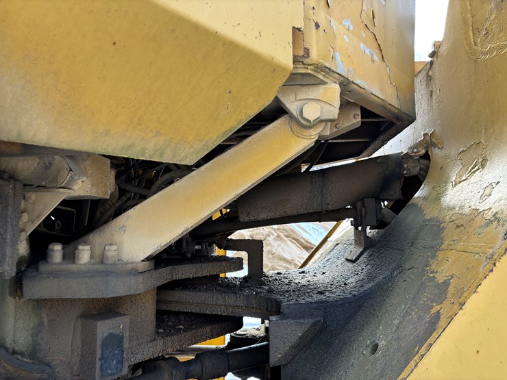 caterpillar-988b-image-58