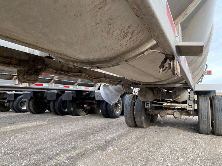 #504-•-2012-northern-8,500-gallon-semi-manure-tanker-(has-wi-title)-(waupun,-wi)-image-21
