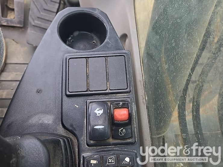 2018-volvo-ec200el-image-82