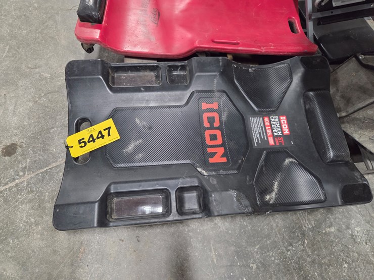 #5447-•-(2)-floor-creepers,-(1)-z-creeper,-(1)-rolling-chair-image-5