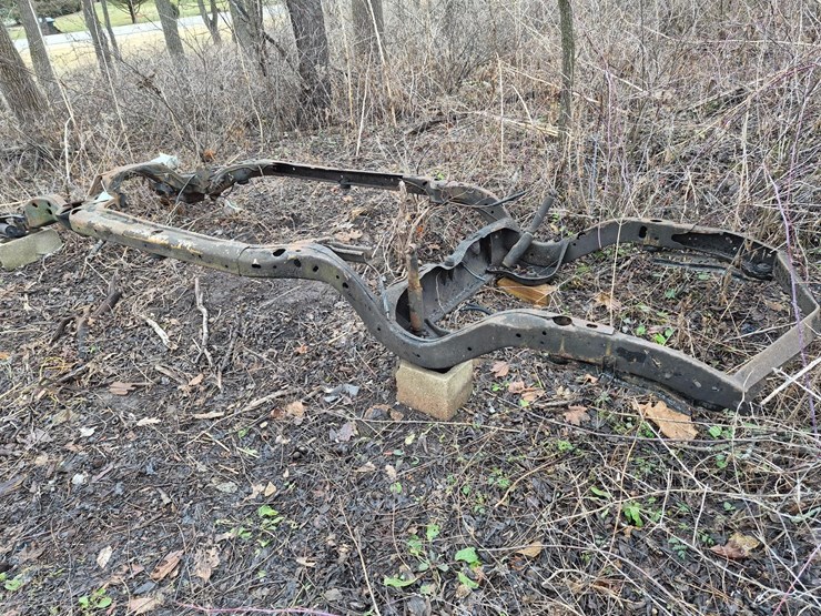 frame-for-a-1972-cutlass-image-3