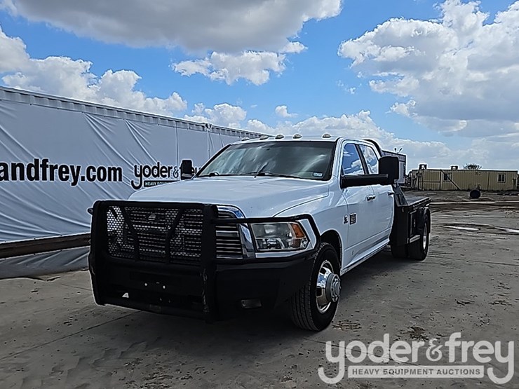2010-dodge-ram-3500-image-1