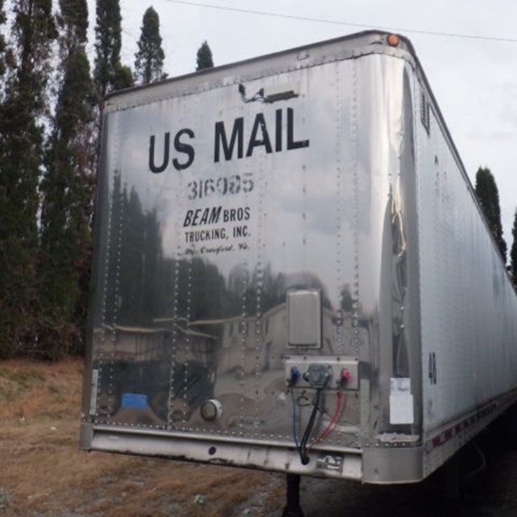 1995 TRAILMOBILE Van