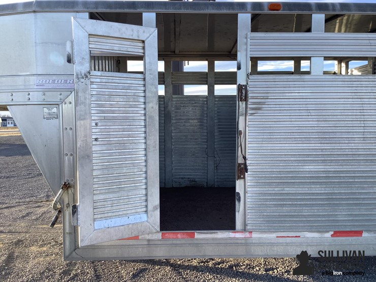 1998-chaparral-trailer-image-13