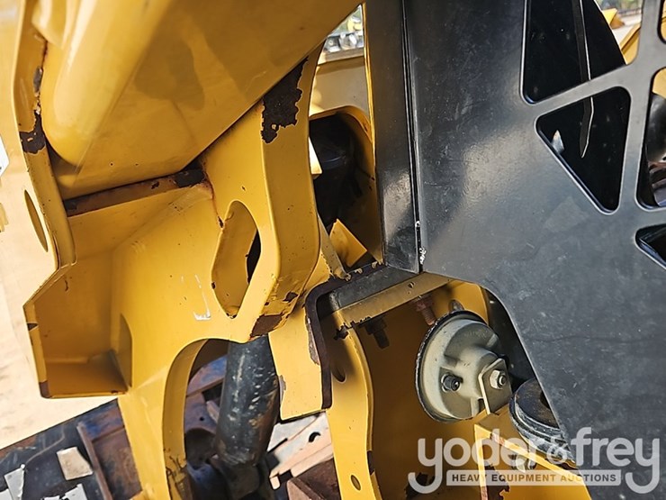 2017-caterpillar-289d-image-17