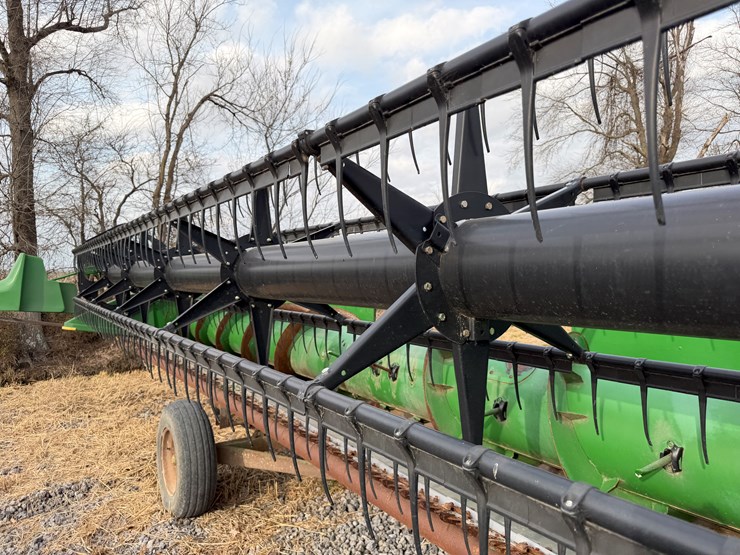 john-deere-630f-image-26