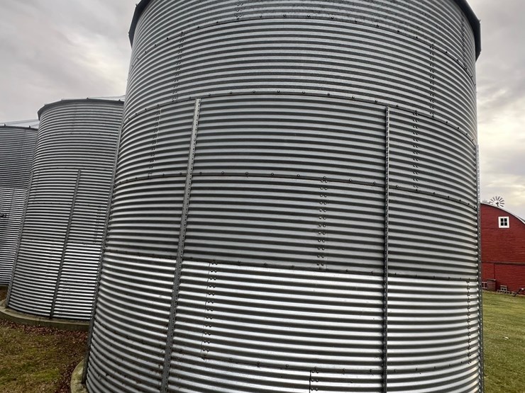lot-23.-3,250-bu.-columbian-grain-bin-to-be-moved-(bin-1)-image-13