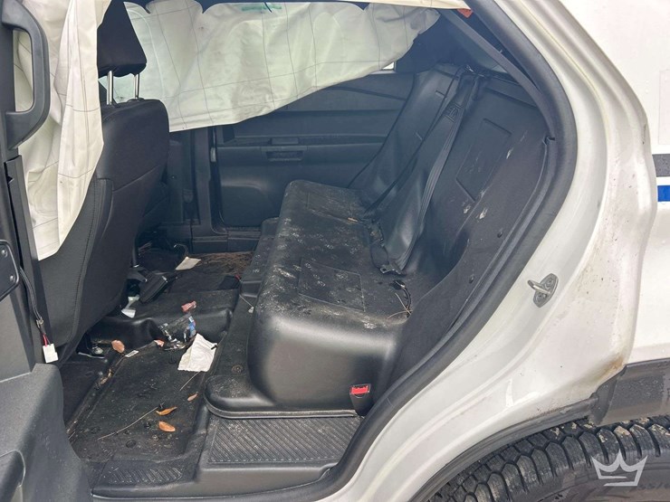 2024-ford-explorer-image-17