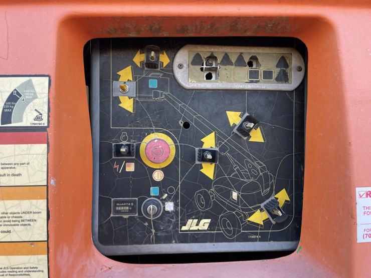 2007-jlg-800s-image-29